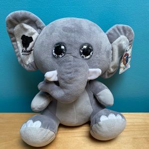 *NWT* Adorable Kalahari Resort Stuffed Elephant